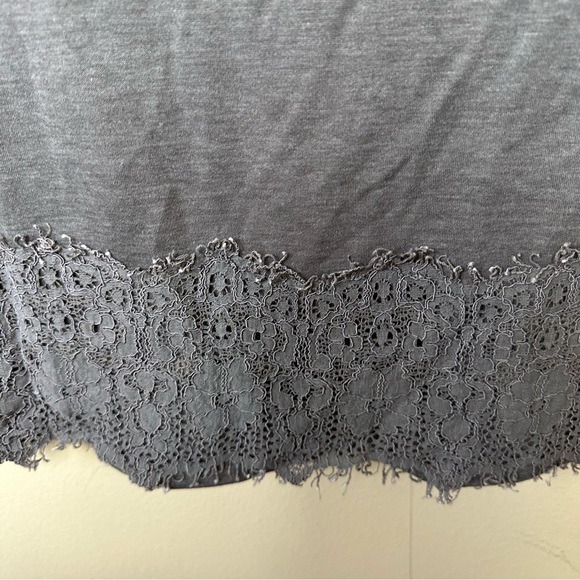 Disney Lauren Conrad Snow White & 7 Dwarves Top Small - Picture 3 of 8